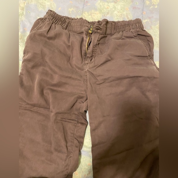 Maurices Solid High Rise Cropped Wide Leg Weekender Pant - Picture 3 of 5